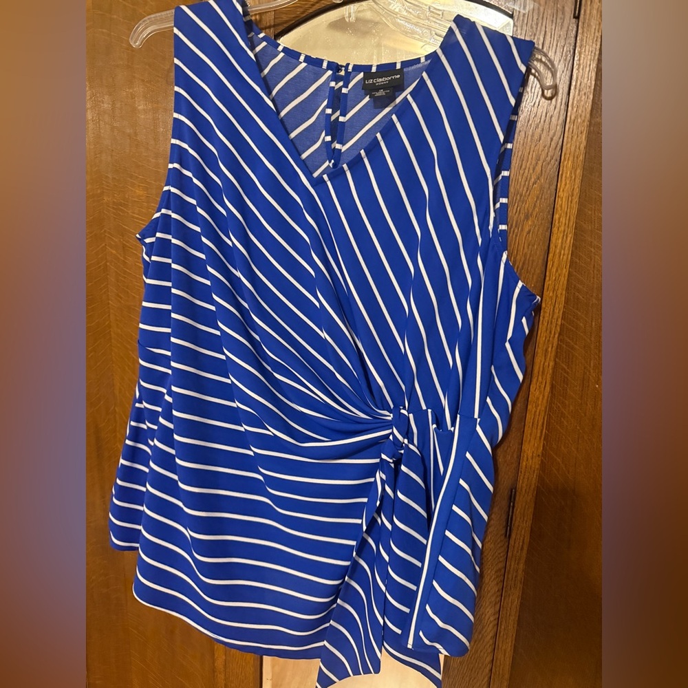 Liz Claiborne Woman Blue Striped Sleeveless Top, 1X